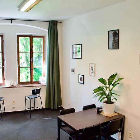 Elephants Apartments Bratislava Dış mekan fotoğraf