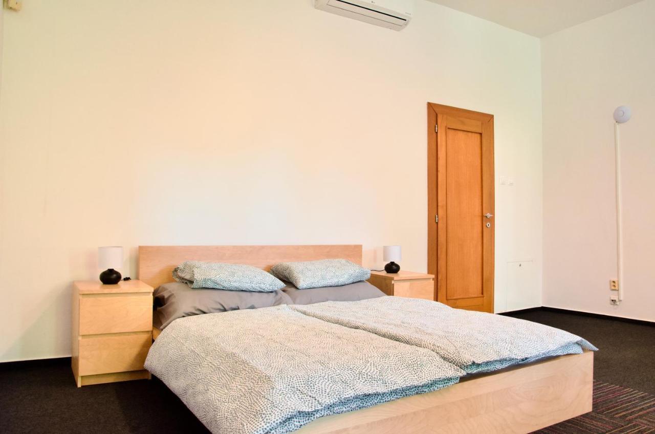 Elephants Apartments Bratislava Dış mekan fotoğraf