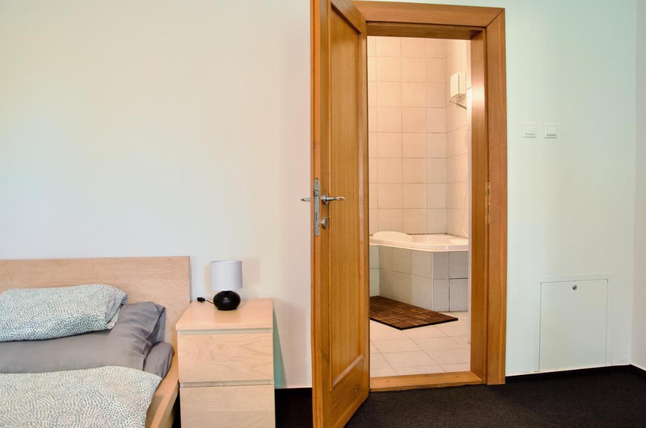 Elephants Apartments Bratislava Dış mekan fotoğraf